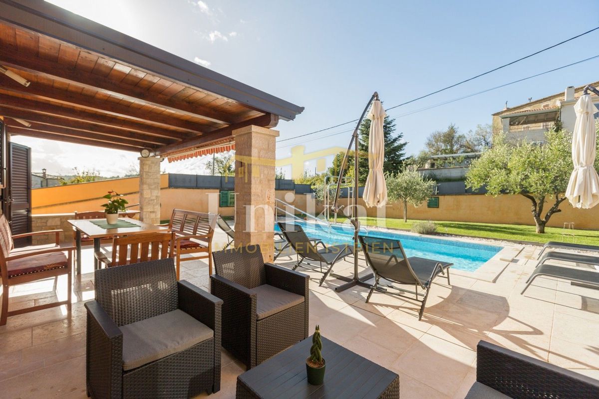 Casa con splendida vista - Vižinada